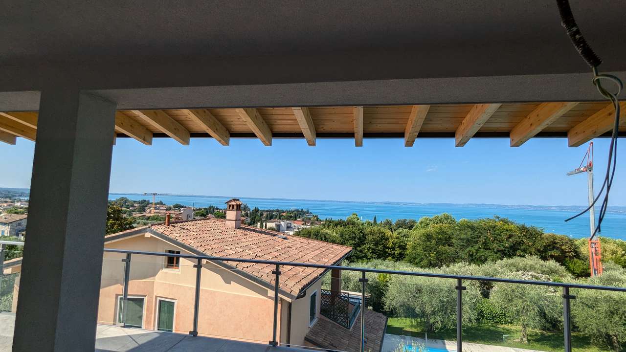 Bardolino Neubau Luxus 3-ZI-Penthouse (App.5) Dachterrasse Blick Gardasee, Solar, Fahrstuhl, Garage,