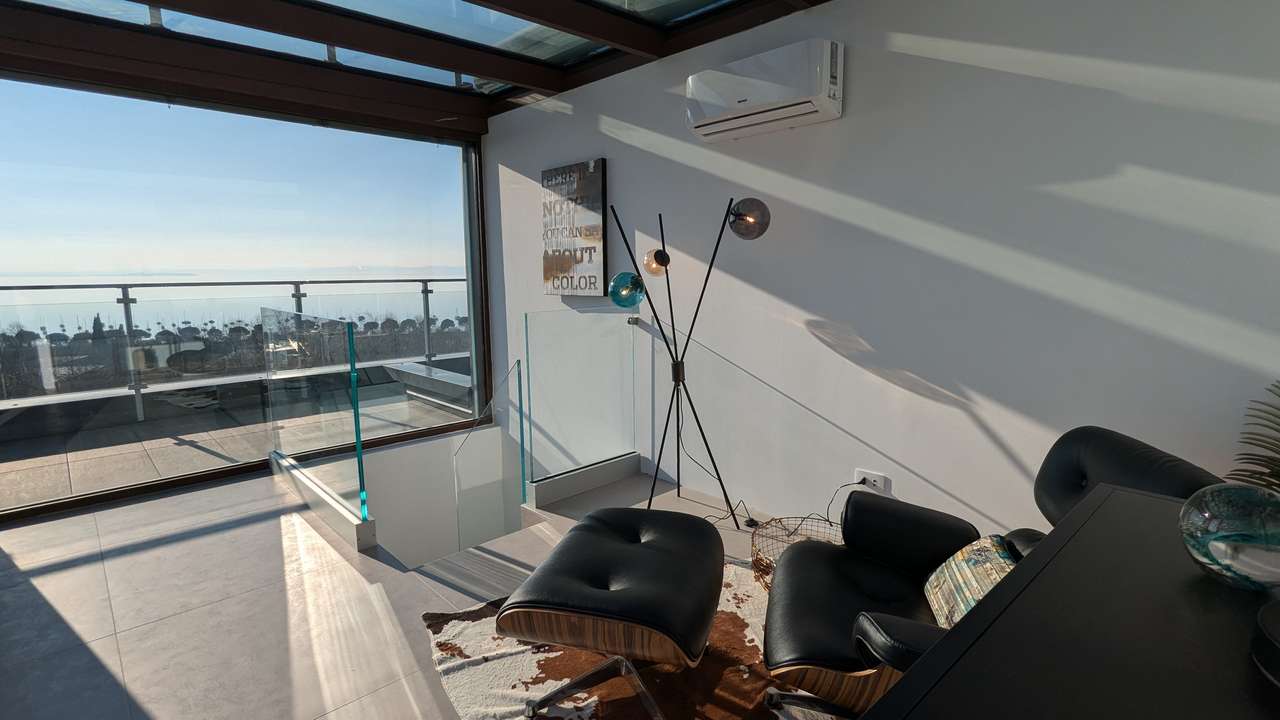 Bardolino Neubau Luxus 3-ZI-Penthouse (App.5) Dachterrasse Blick Gardasee, Solar, Fahrstuhl, Garage,