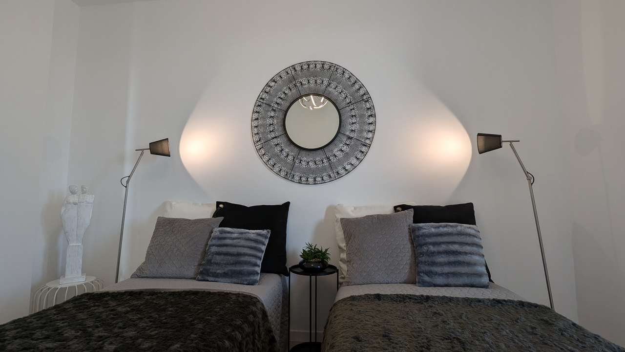 Bardolino Neubau (fertig)  Luxus 4-ZI-Wohnung (App.2) mit Garten, Fahrstuhl, Garage, Pool