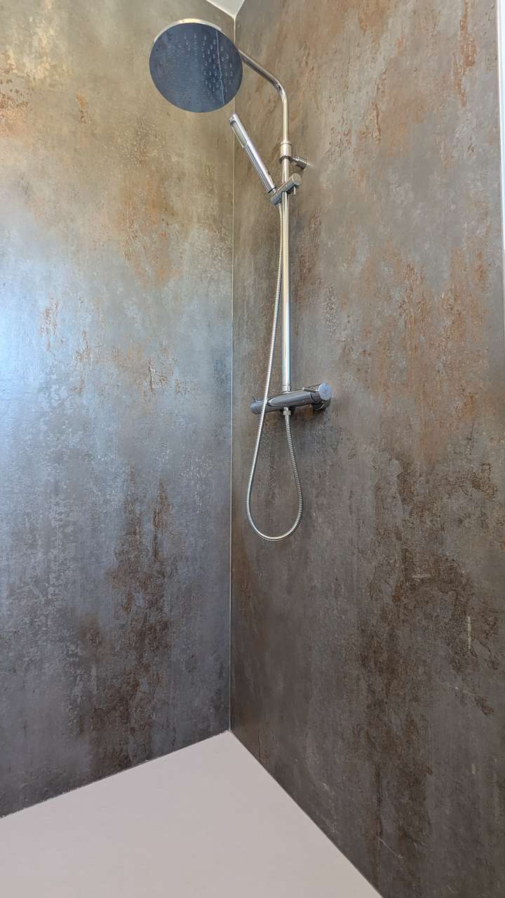 Bardolino Neubau (fertig)  Luxus 4-ZI-Wohnung (App.2) mit Garten, Fahrstuhl, Garage, Pool