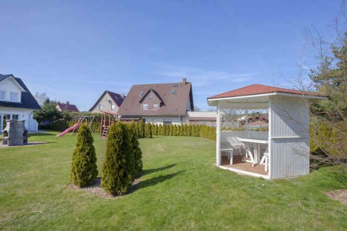 Sonderpreis: Reihenhaus FeWo Trassenheide Usedom, möbliert, Wärmepumpe