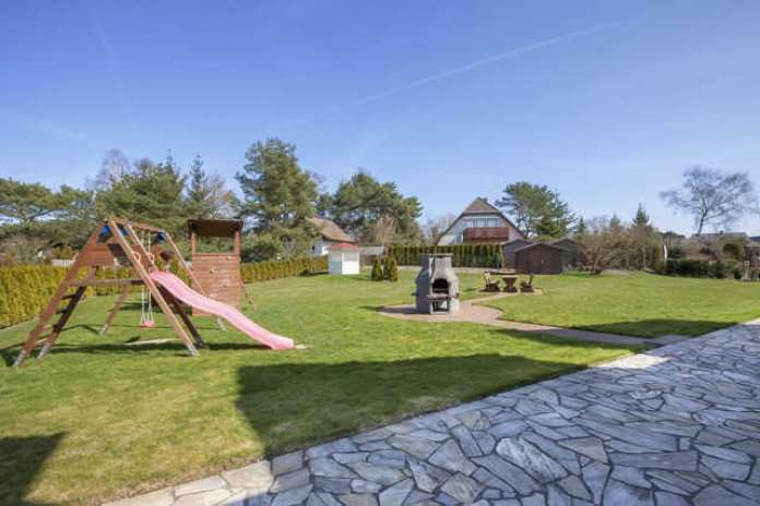 Sonderpreis: Reihenhaus FeWo Trassenheide Usedom, möbliert, Wärmepumpe