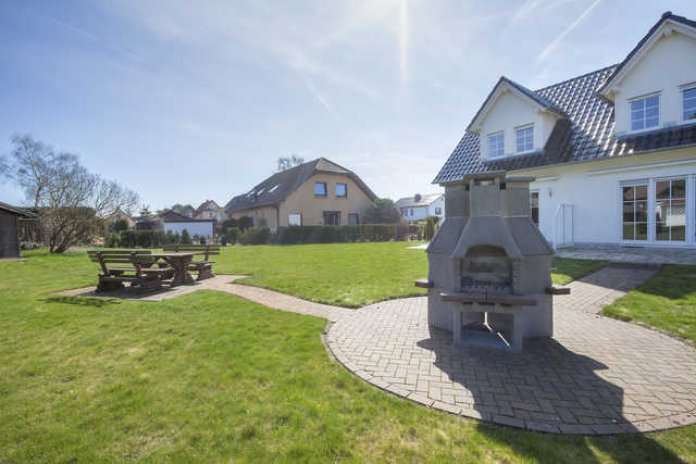 Ferienhaus FeWo auf 2 Ebenen in Trassenheide, möbliert, Wärmepumpe