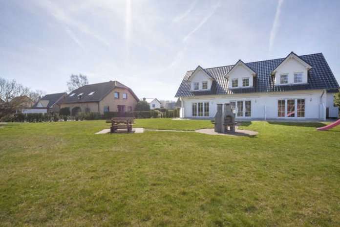 Ferienhaus FeWo auf 2 Ebenen in Trassenheide, möbliert, Wärmepumpe
