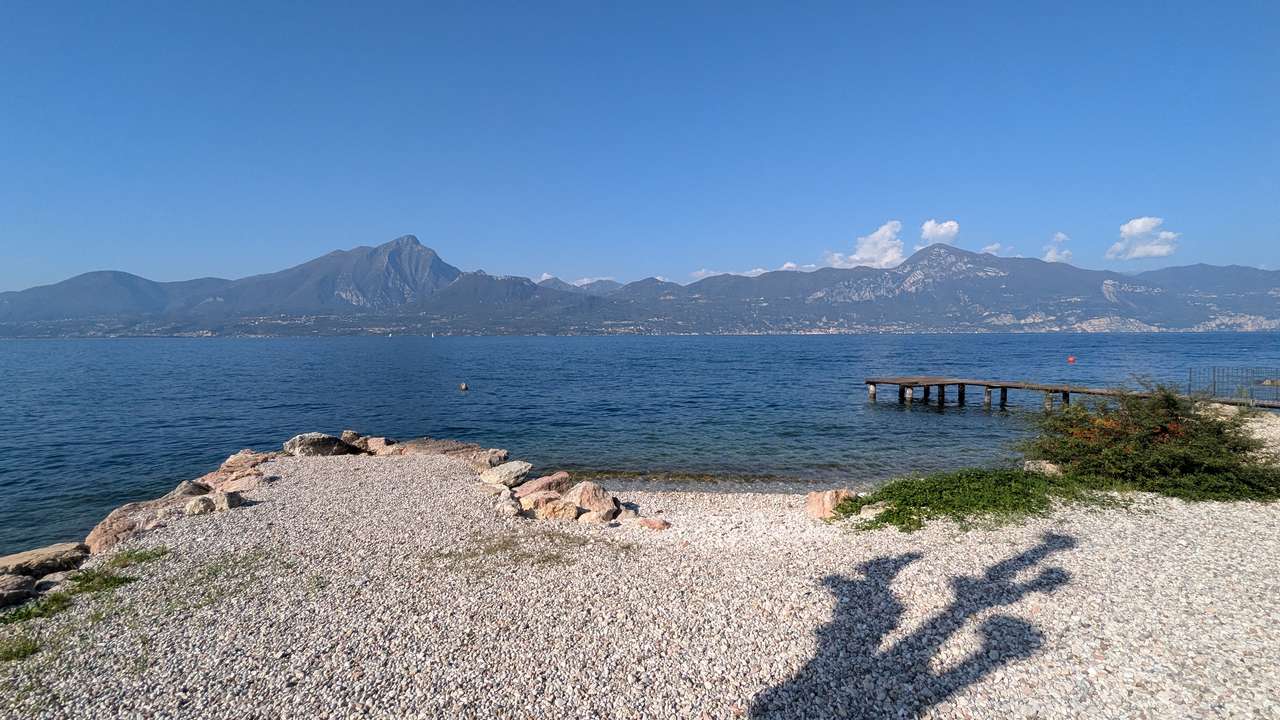 imposante Villa in 1.Linie am Gardasee Torri del Benaco mit viel Baupotential