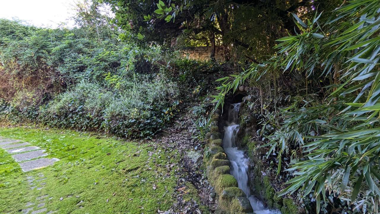 imposante Villa in 1.Linie am Gardasee Torri del Benaco mit viel Baupotential