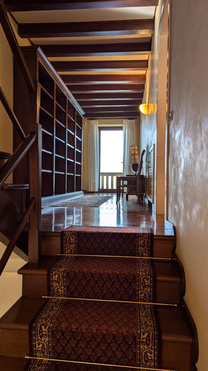 imposante Villa in 1.Linie am Gardasee Torri del Benaco mit viel Baupotential