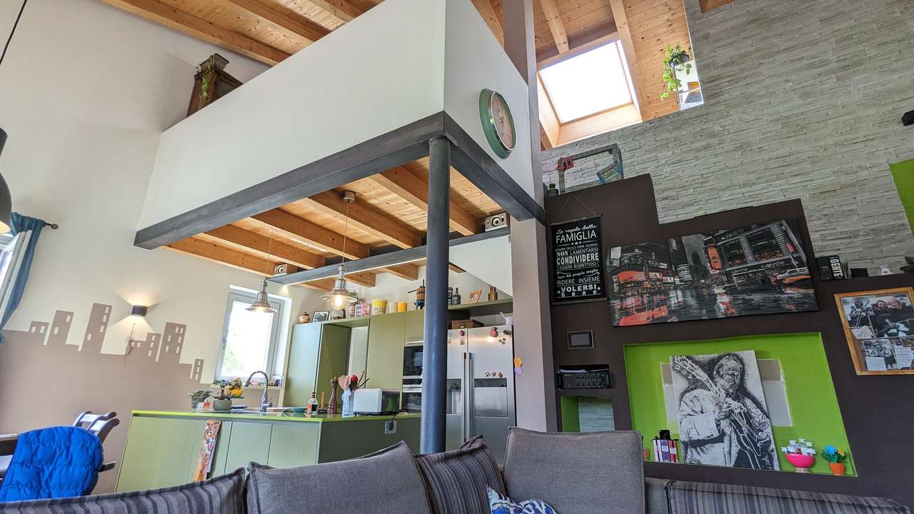 4-5 Zi. Villa in guter Wohnlage nahe Lazise, moderne Haustechnik, Wärmepumpe, Pool, Gardasee