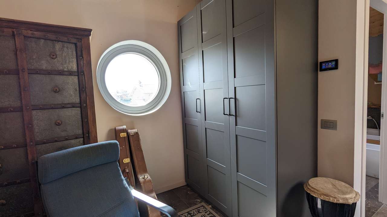 4-5 Zi. Villa in guter Wohnlage nahe Lazise, moderne Haustechnik, Wärmepumpe, Pool, Gardasee