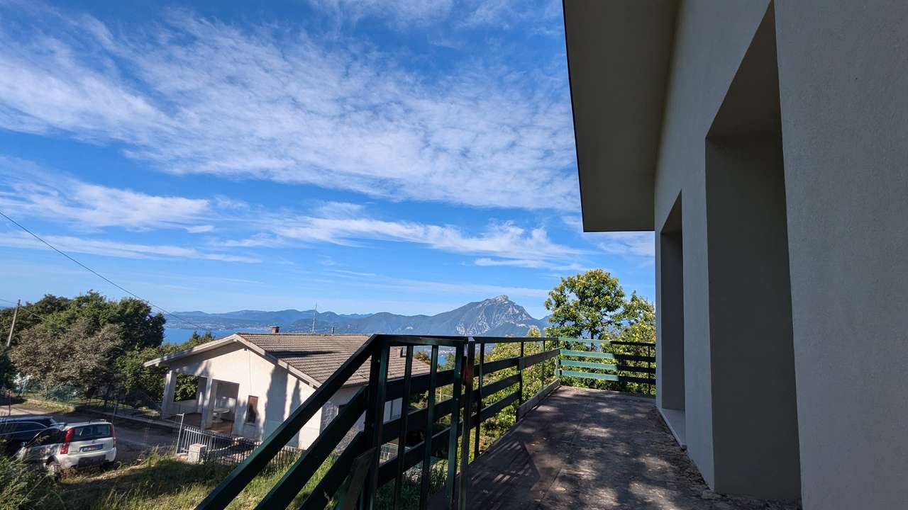 Villa mit Panoramablick Gardasee im Rohbau San Zeno di Montagna (Ausbauhaus)
