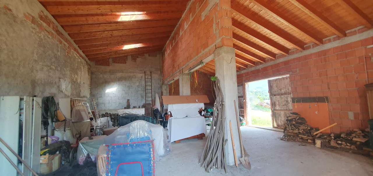 Rustico mit 8000qm Land, Olivenbäume, Fernblick zum Ausbau