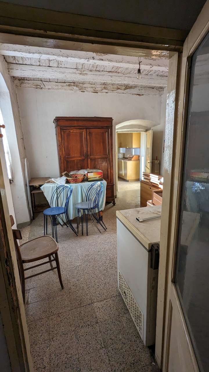 Rustiko mit 2 RMH in Ceredello Gardasee mit Potenzial und Gartengrundstück