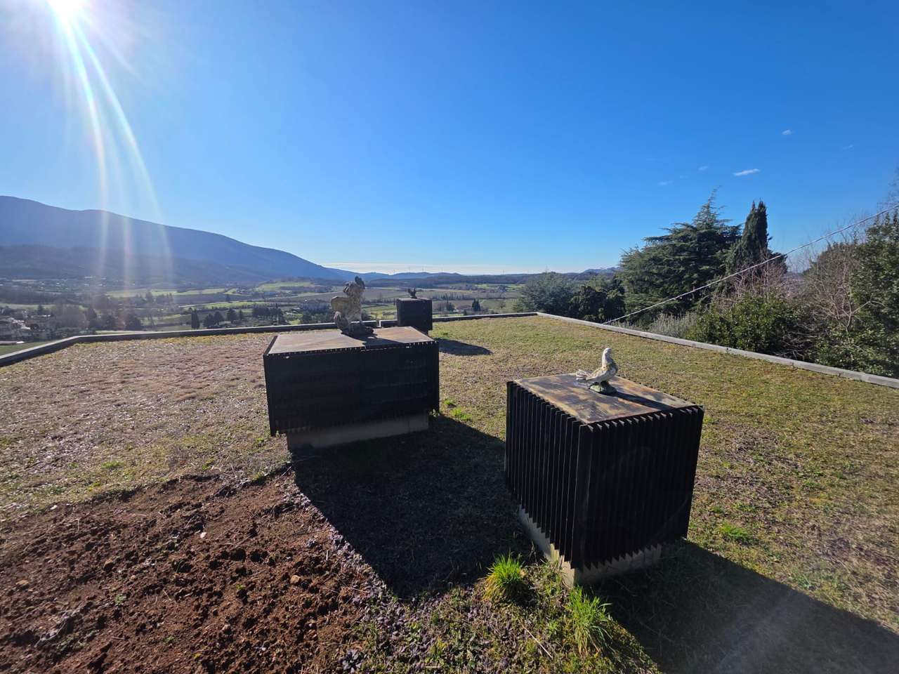 Prestigeträchtiges Architektenhaus in bester Lage Caprino Veronese am Gardasee