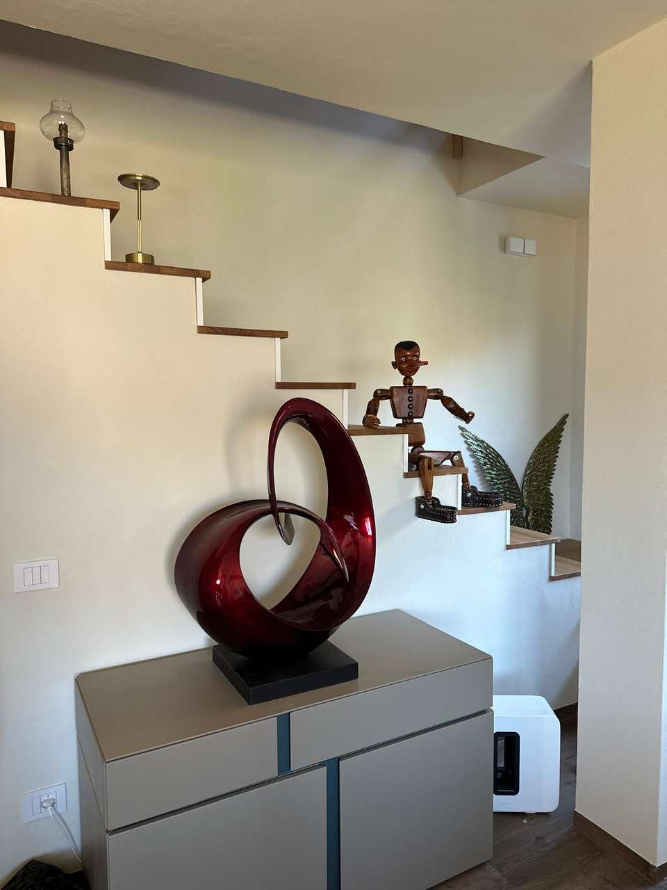 renovierte Villa mit Seeblick, 250qm Wfl., Garten, Garage, Klima