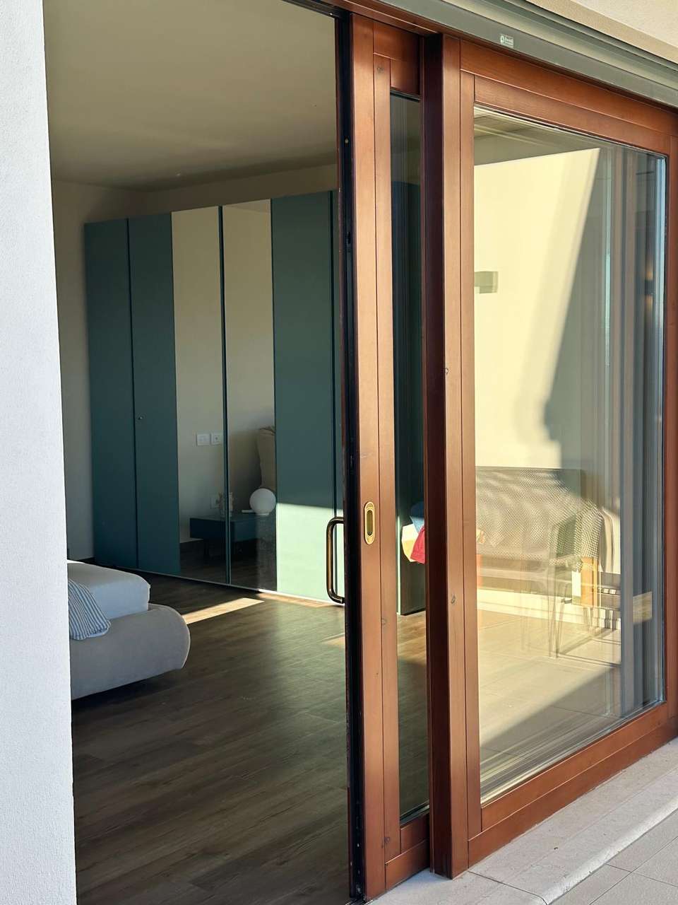 renovierte Villa mit Seeblick, 250qm Wfl., Garten, Garage, Klima