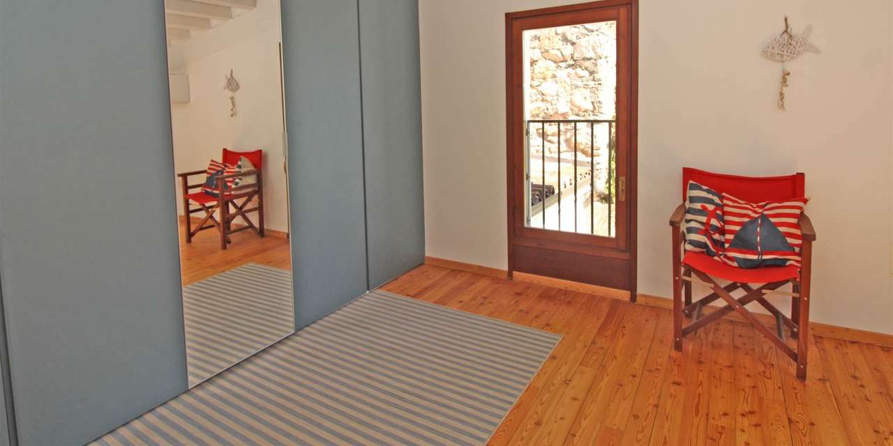 Villa mit Panoramablick Gardasee, Pool, Bootsanleger, Seezugang, ruhige Lage