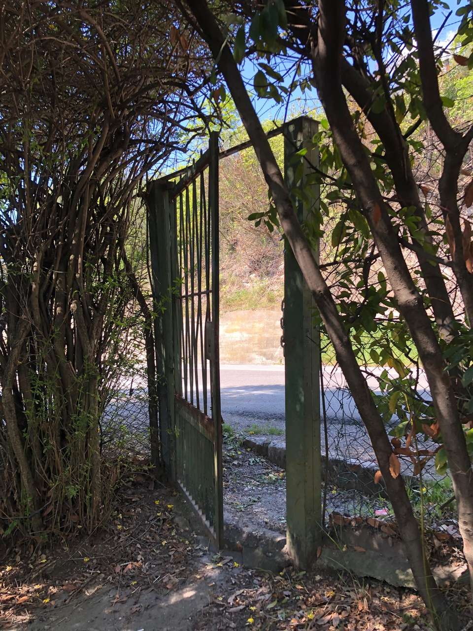 Villa mit Panoramablick Gardasee, Pool, Bootsanleger, Seezugang, ruhige Lage