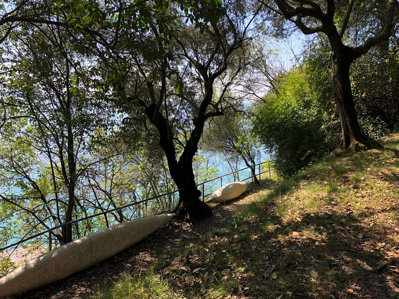 Villa mit Panoramablick Gardasee, Pool, Bootsanleger, Seezugang, ruhige Lage