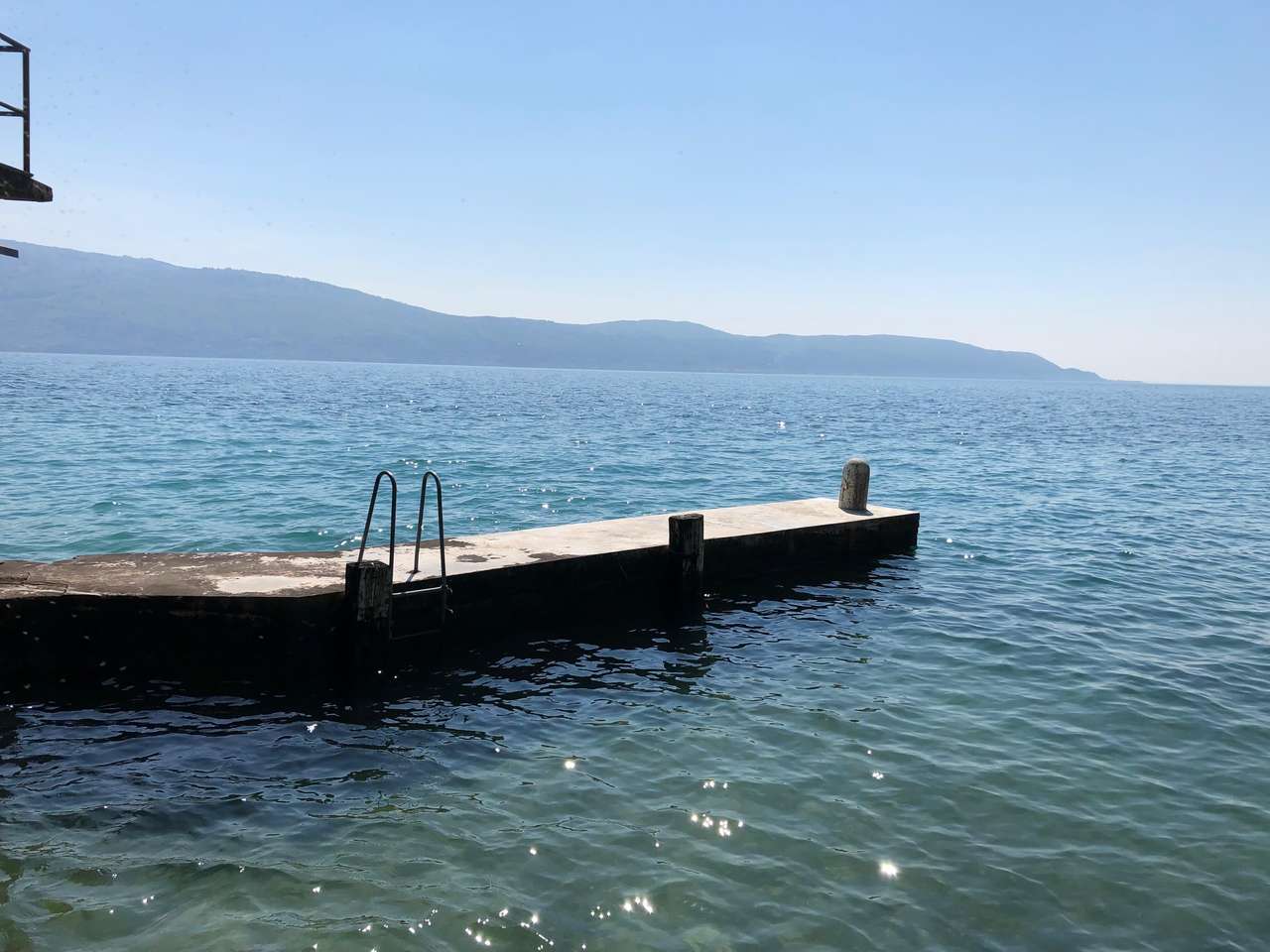 Villa mit Panoramablick Gardasee, Pool, Bootsanleger, Seezugang, ruhige Lage