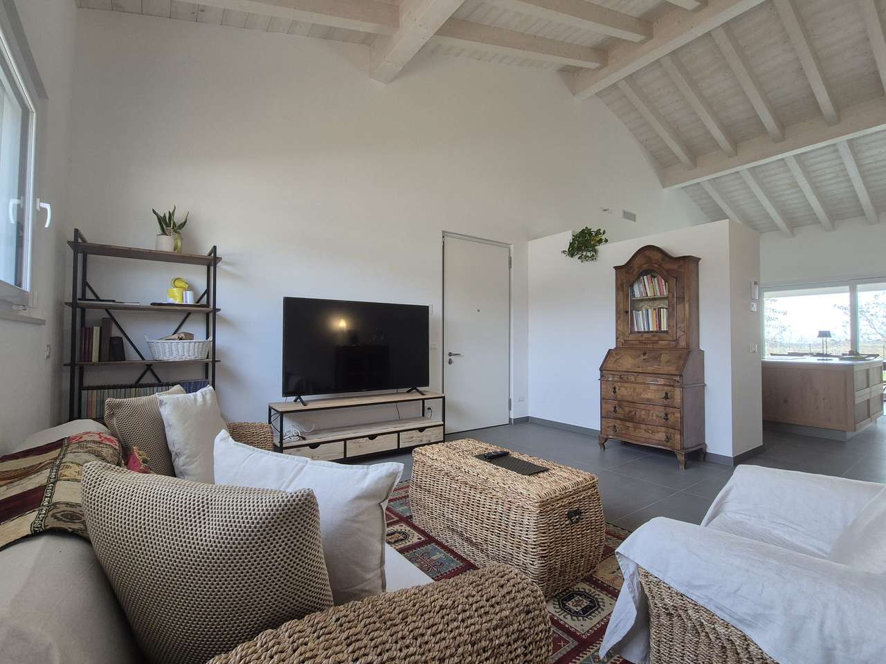 Bezugsfertiger 4-Zi-Neubau mit Luxus-Ausstattung, Garten, Terrasse, Garage