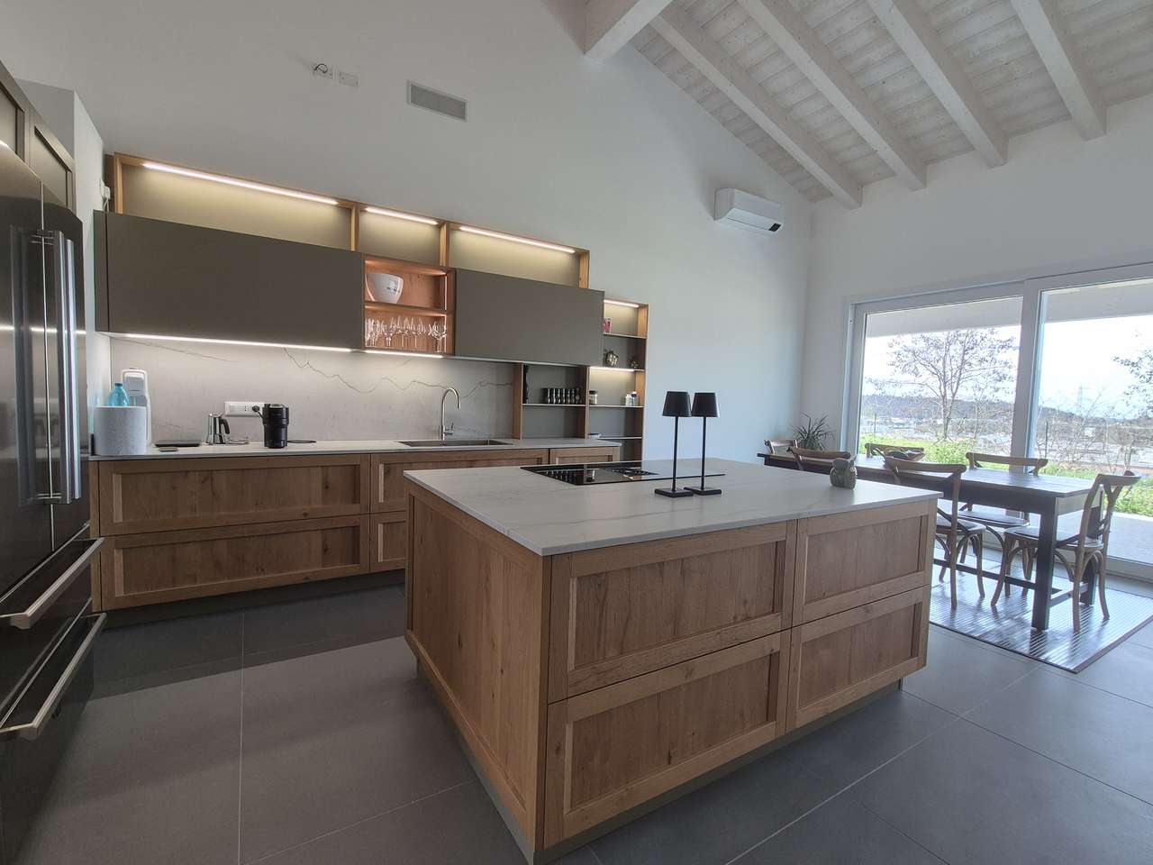 Bezugsfertiger 4-Zi-Neubau mit Luxus-Ausstattung, Garten, Terrasse, Garage