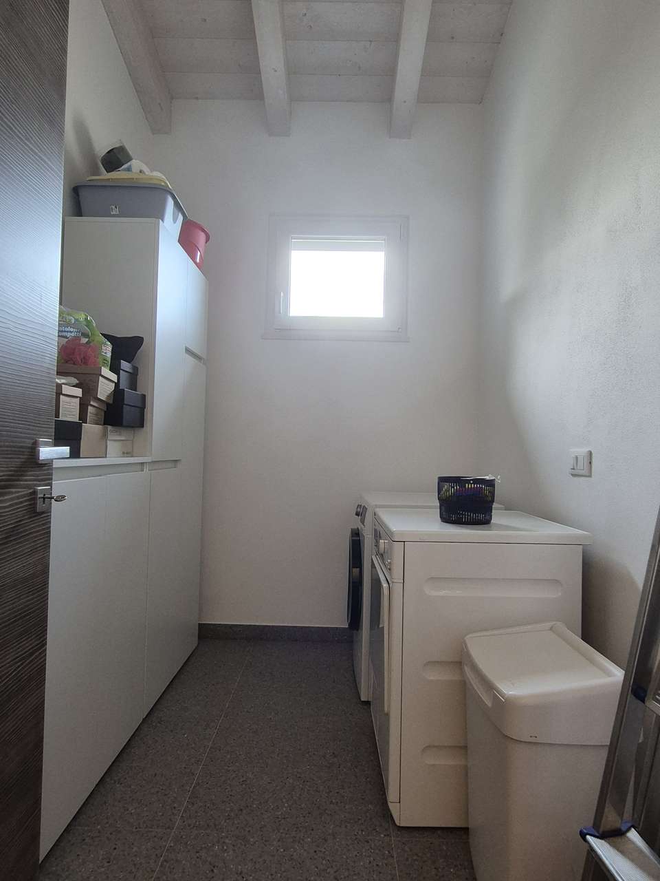 Bezugsfertiger 4-Zi-Neubau mit Luxus-Ausstattung, Garten, Terrasse, Garage