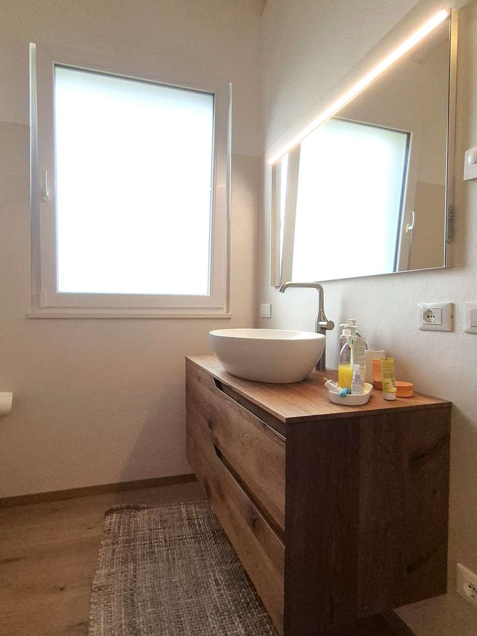 Bezugsfertiger 4-Zi-Neubau mit Luxus-Ausstattung, Garten, Terrasse, Garage