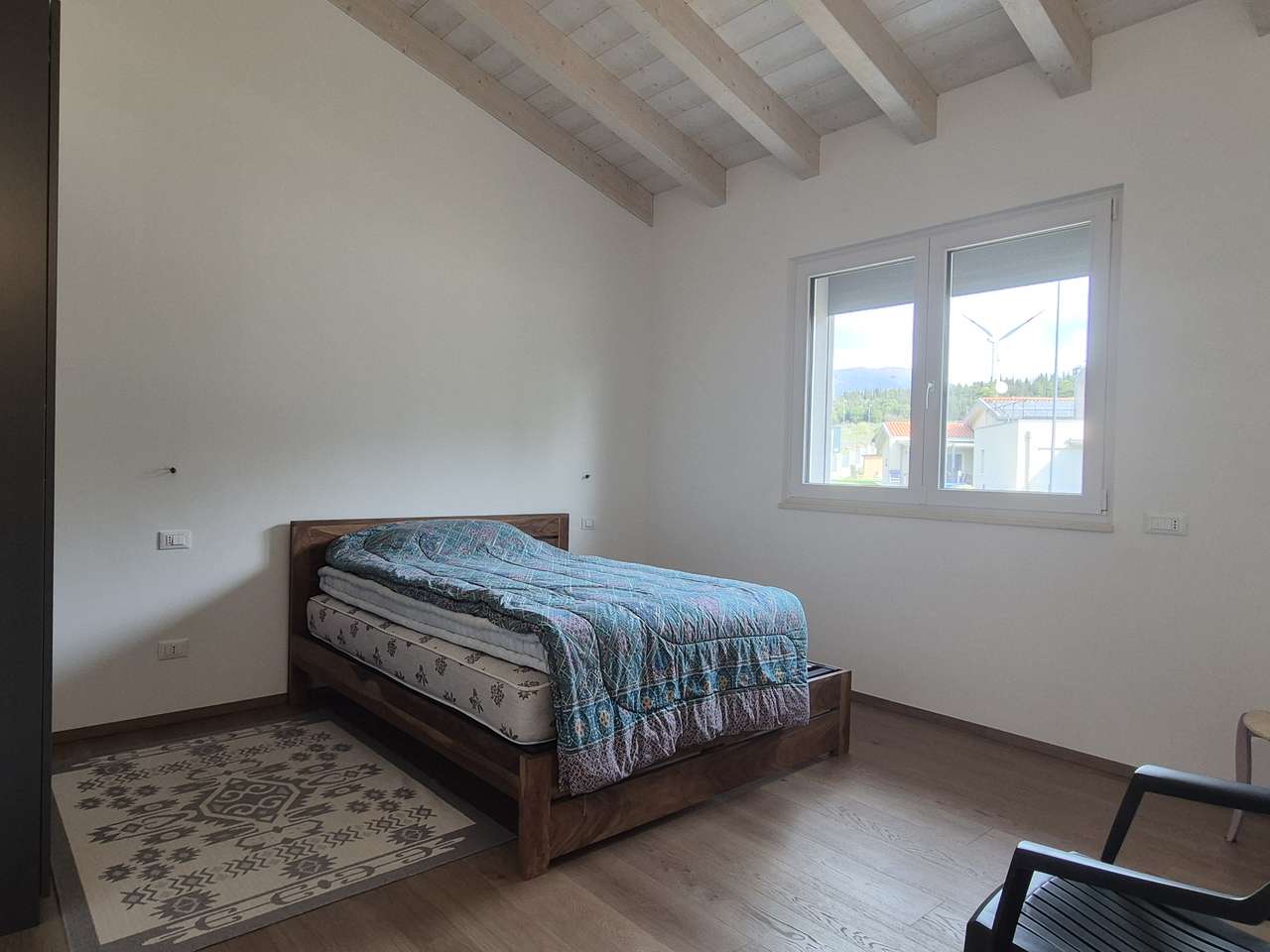 Bezugsfertiger 4-Zi-Neubau mit Luxus-Ausstattung, Garten, Terrasse, Garage