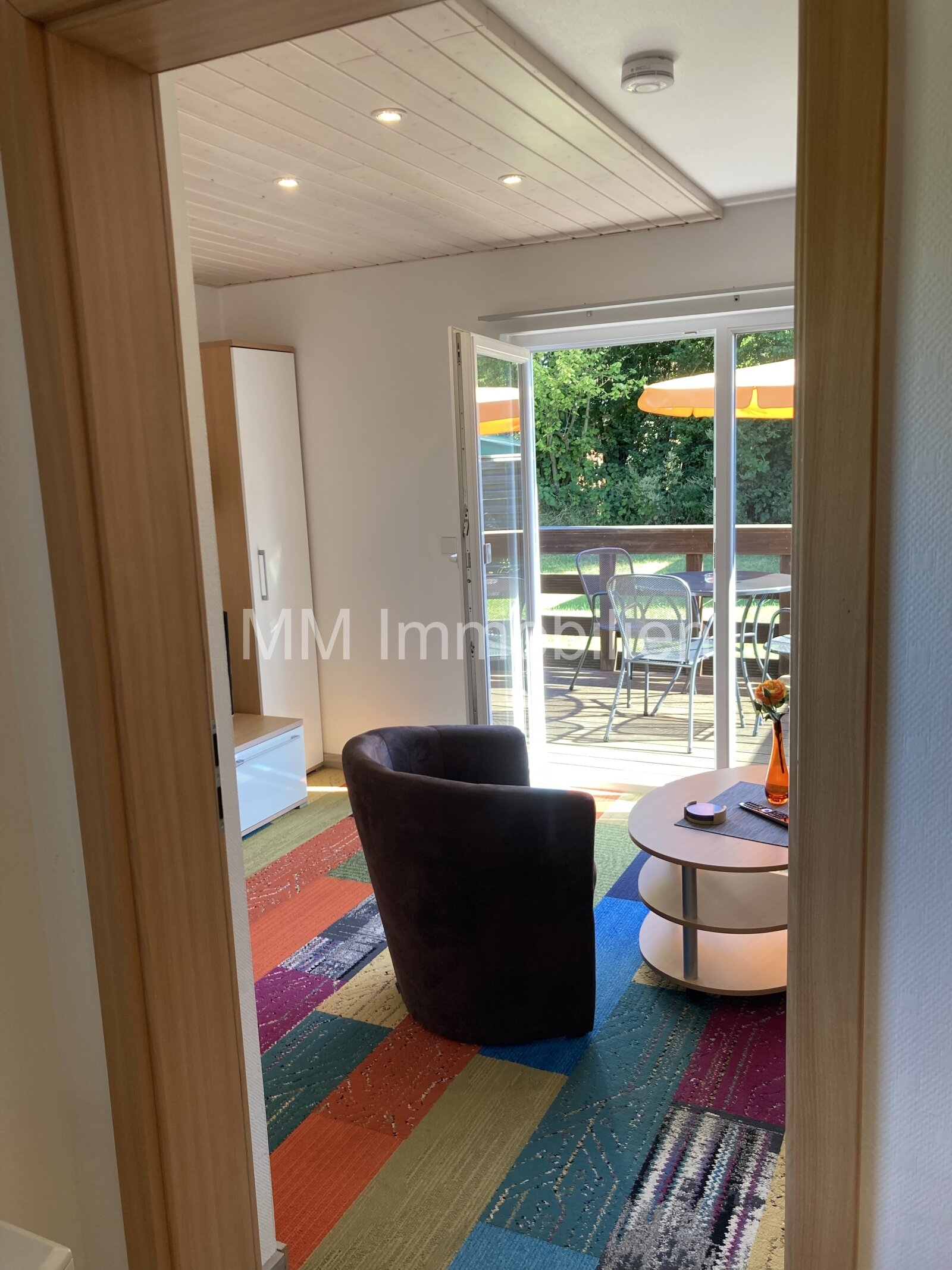 Besichtigung sofort: Doppelhaus, renoviert, in beliebter Lage, Gästehaus im Garten, 300m zum Strand