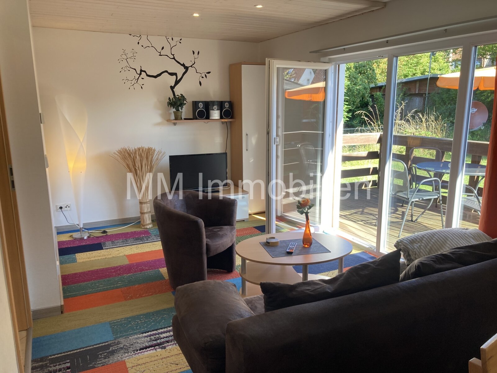 Besichtigung sofort: Doppelhaus, renoviert, in beliebter Lage, Gästehaus im Garten, 300m zum Strand