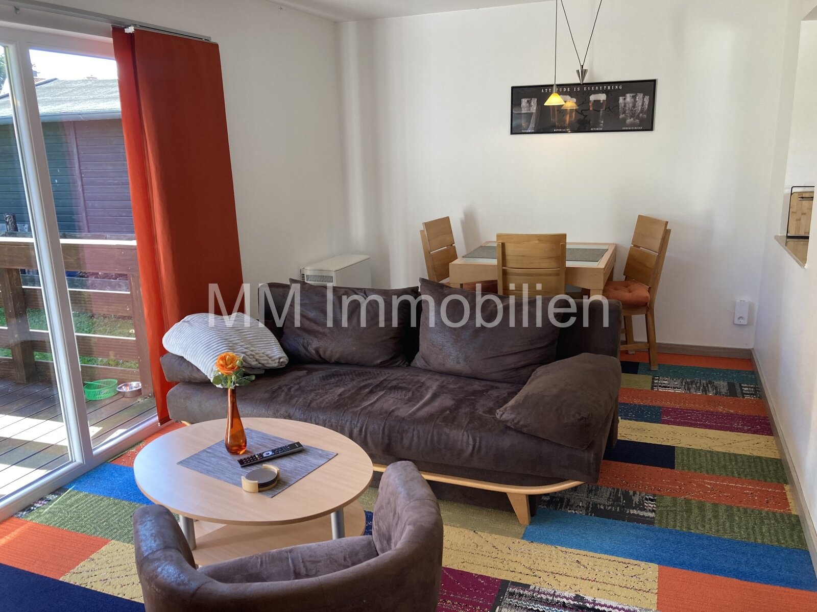 Besichtigung sofort: Doppelhaus, renoviert, in beliebter Lage, Gästehaus im Garten, 300m zum Strand