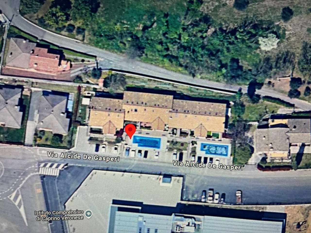 Maisonette auf 2 Ebenen mit 4 Zi, 2 Balkone, Garage, 2 Pools, nahe Gardasee