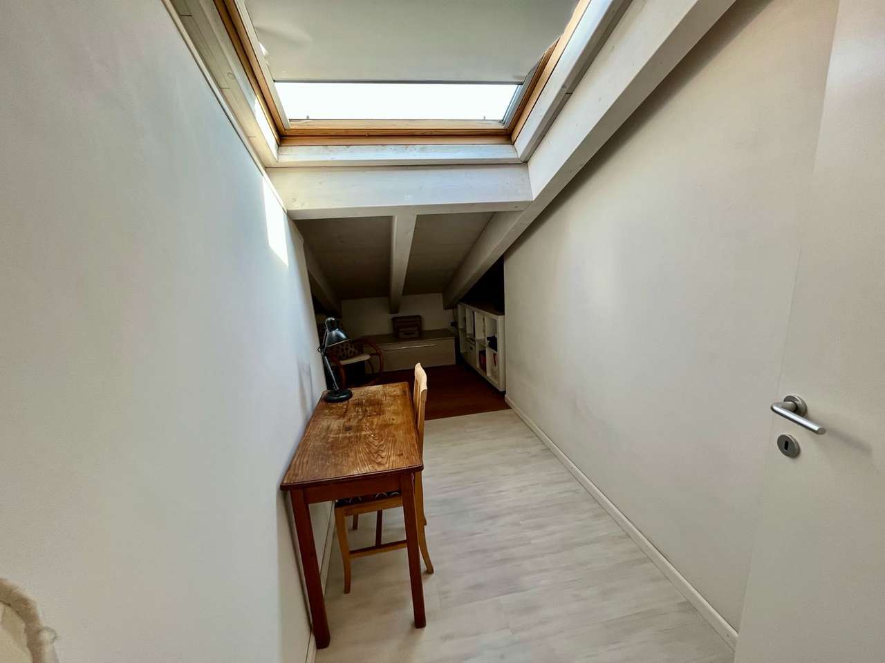 Maisonette auf 2 Ebenen mit 4 Zi, 2 Balkone, Garage, 2 Pools, nahe Gardasee