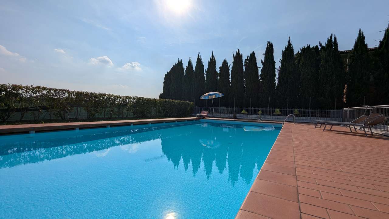 Reihenhaus Lazise Gardasee 400qm Grundstück, Pool, Garage