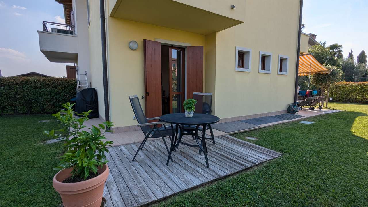 Reihenhaus Lazise Gardasee 400qm Grundstück, Pool, Garage