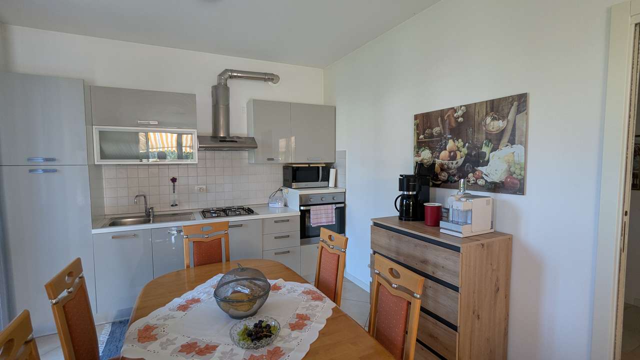 Reihenhaus Lazise Gardasee 400qm Grundstück, Pool, Garage