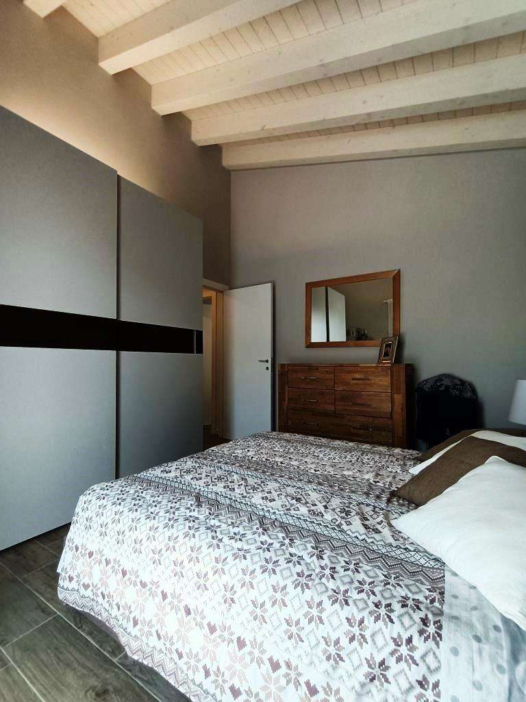 4 Zi.- Villa mit Pool, traumhafter Garten, Klima, Solar, Carport, Castion am Gardasee