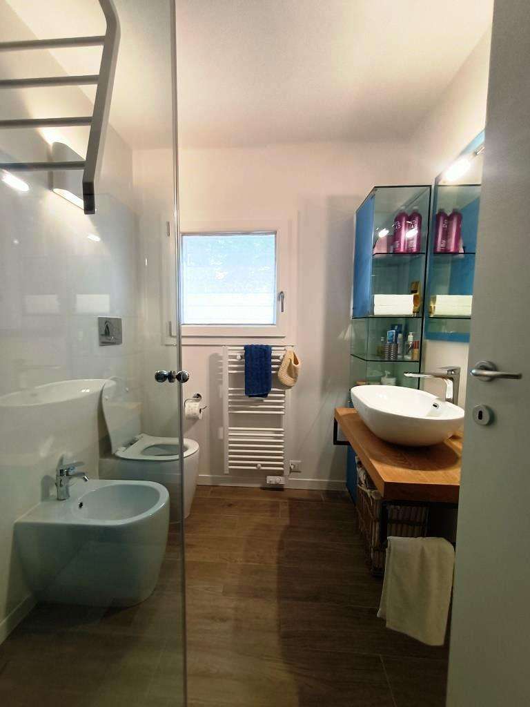 4 Zi.- Villa mit Pool, traumhafter Garten, Klima, Solar, Carport, Castion am Gardasee