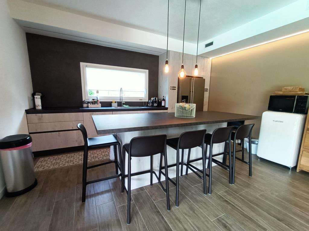 4 Zi.- Villa mit Pool, traumhafter Garten, Klima, Solar, Carport, Castion am Gardasee