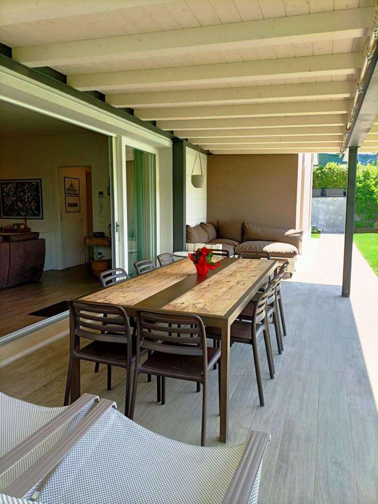 4 Zi.- Villa mit Pool, traumhafter Garten, Klima, Solar, Carport, Castion am Gardasee