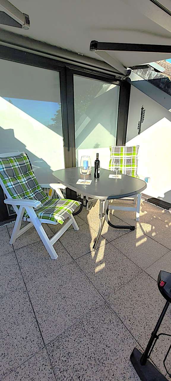 Ihre schicke DG-Ferienwohnung nur 200m zum Strand erwartet Sie mit sonniger Terrasse