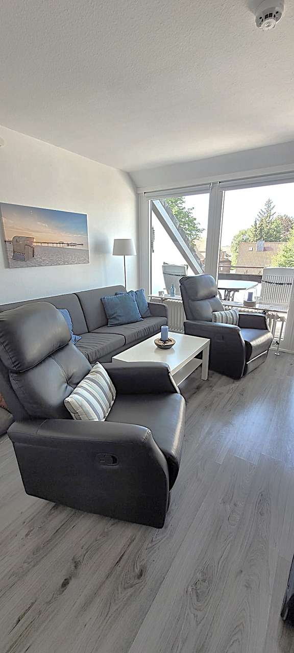 Ihre schicke DG-Ferienwohnung nur 200m zum Strand erwartet Sie mit sonniger Terrasse