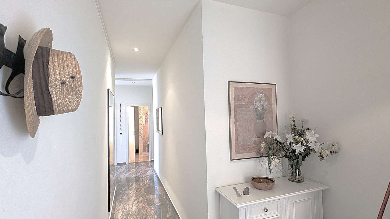 4 Zimmer Traumwohnung in Marciaga (Gardasee) auf 138 qm, Klima, Pool und 2 Garagen