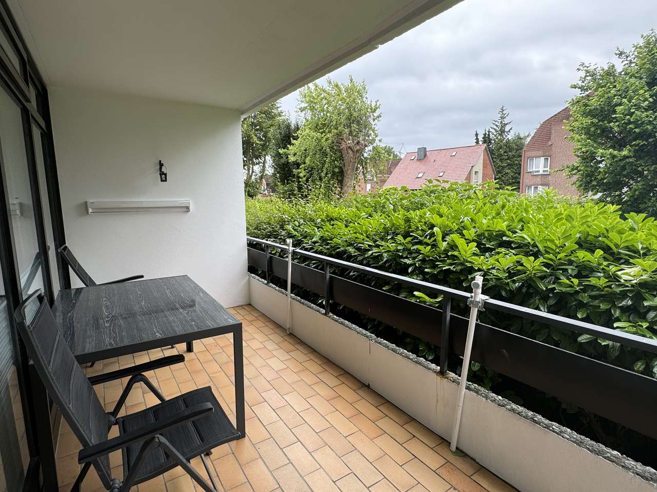 Ihre Top renovierte und möblierte Ferienwohnung nur 200m zum Strand mit Garage