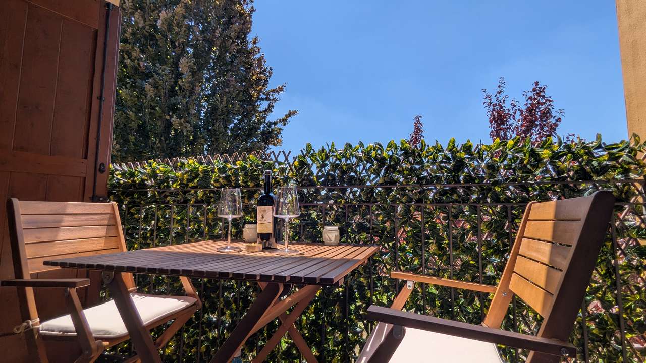 reserviert - Golf & Gardasee Maisonette mit Pool, Klima, 2 Bäder, Garage in Golfanlage, möbliert