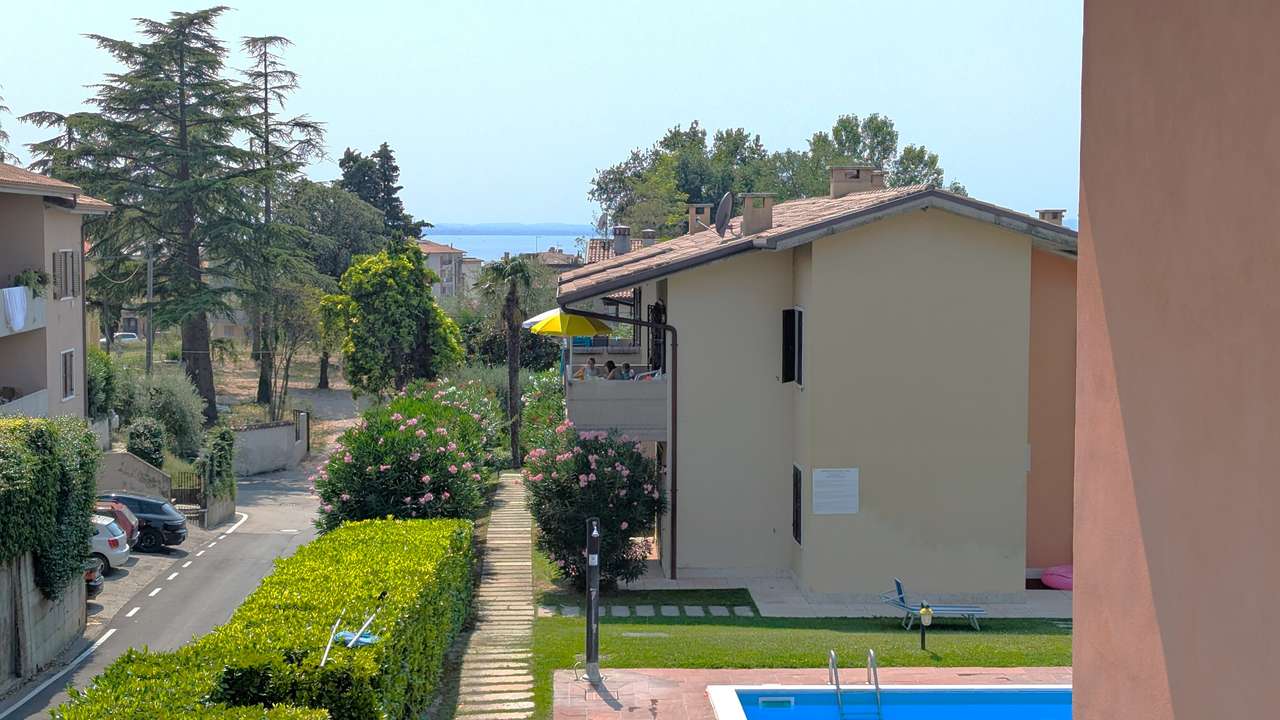 comin soon - Traumwohnung mit Balkon und Seeblick, 2 Schlafzimmer, EBK, renoviert, Garage 300m nach Lazise