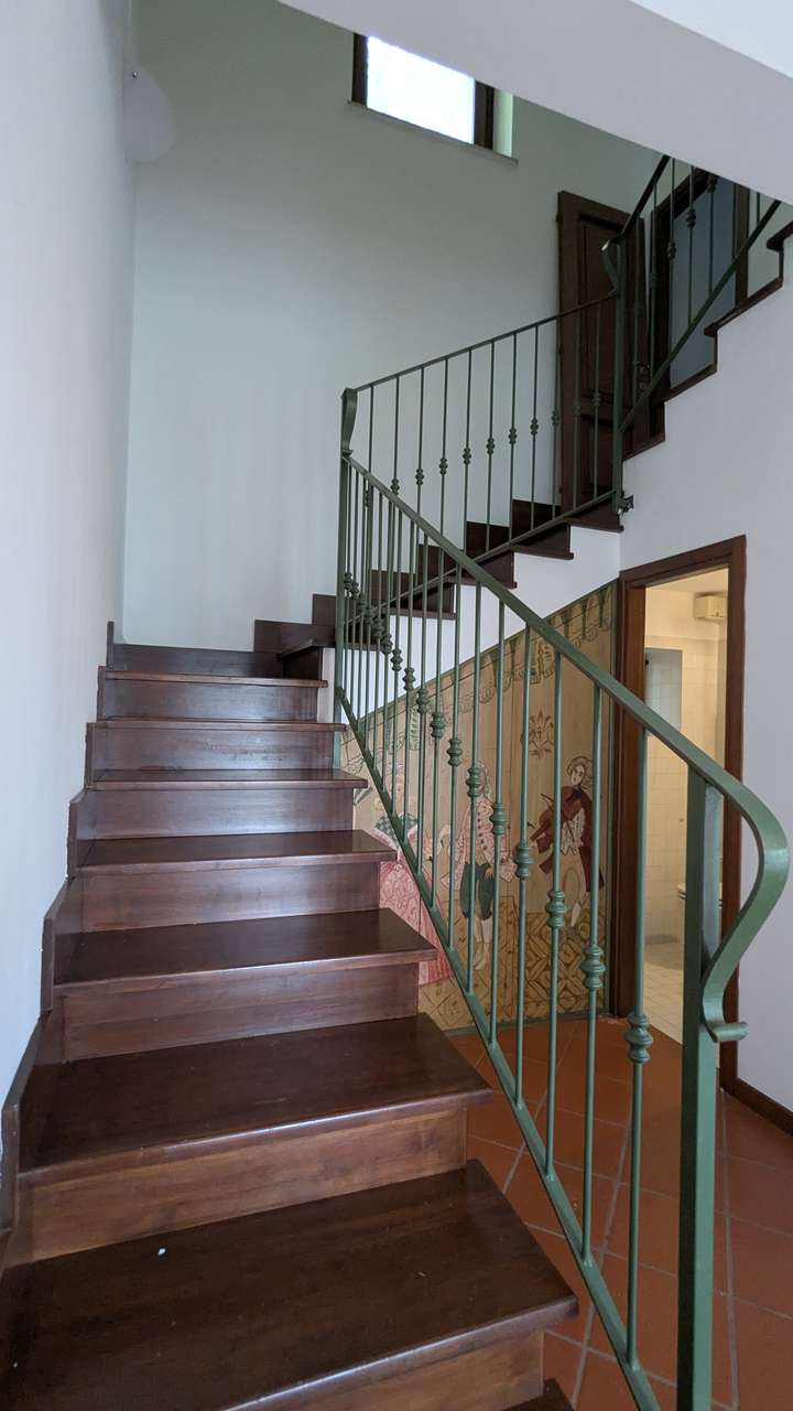 coming soon - historische Villa in Garda am Gardasee mit Seeblick