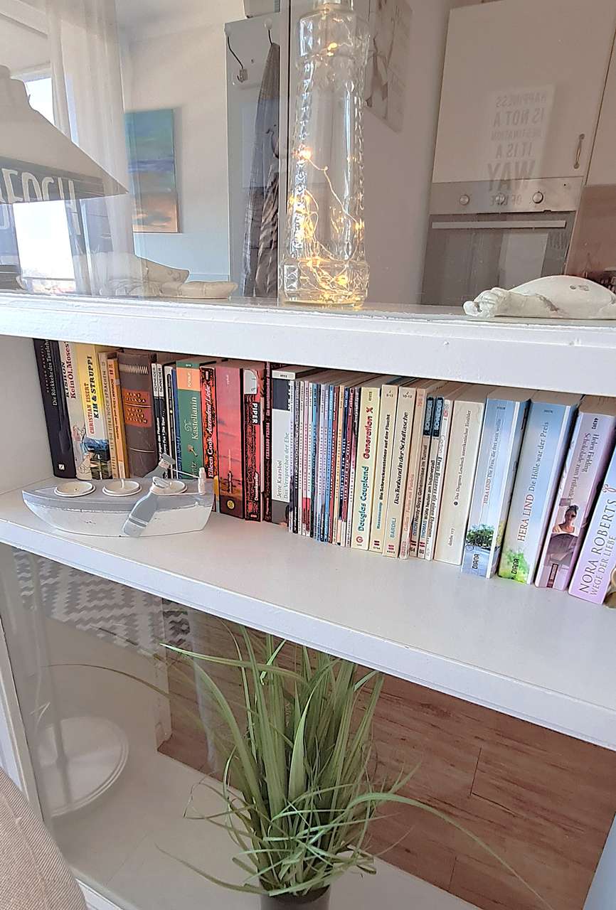 Ihre 3 Zi. Ferienwohnung im 7.OG nur 100m zum Strand, Balkon, bezugsfertig möbliert