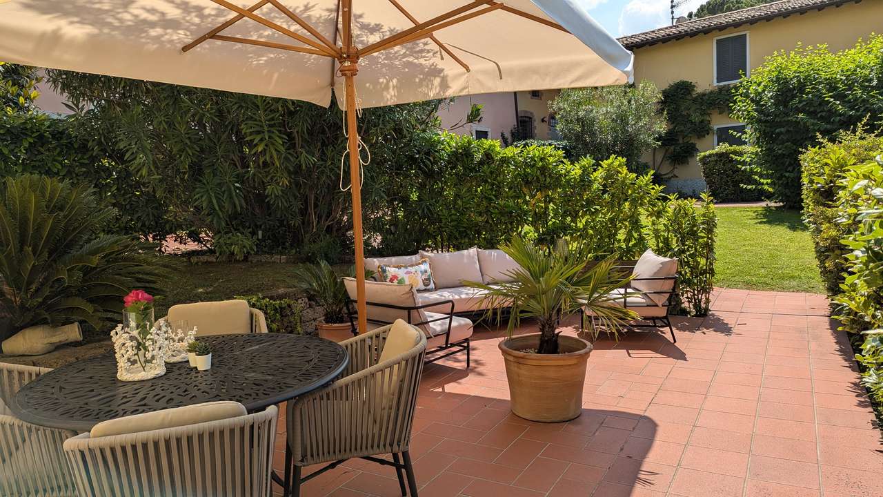 Terrasse-Gartenmöbel-1 Terrasse-Gartenmöbel-1