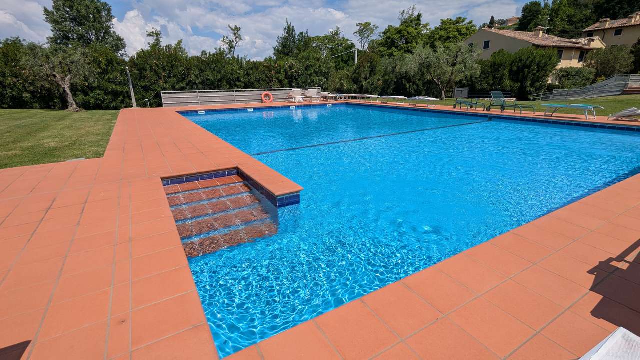 Swimmingpool-4 Swimmingpool-4